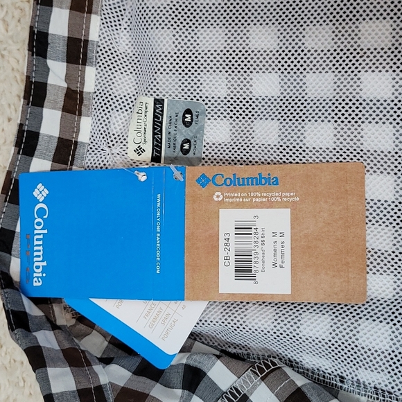 Columbia Women's Bonehead PFG button up shirt Med. - Picture 10 of 16